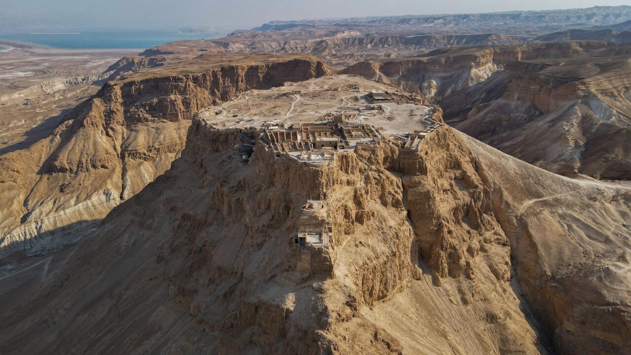 Monumentos ameaçados: 10 patrimônios da humanidade que podem desaparecer em meio ao conflito Irã-Israel-EUA 9 samirsmier masada national park 7444620 1920