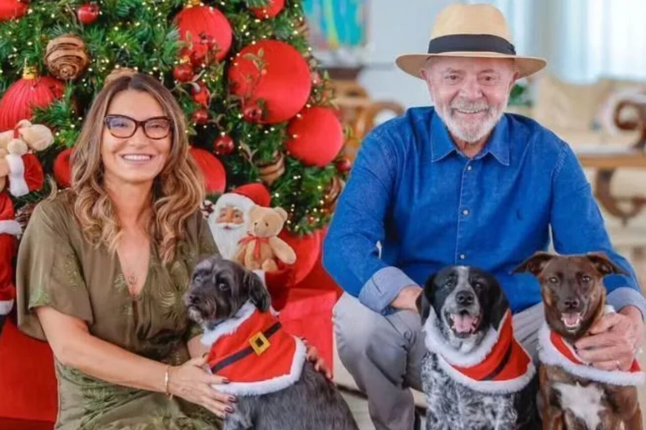Lula reclama de gastos com cães e diz que "na China não deve ter esse problema" 11 trhtb6