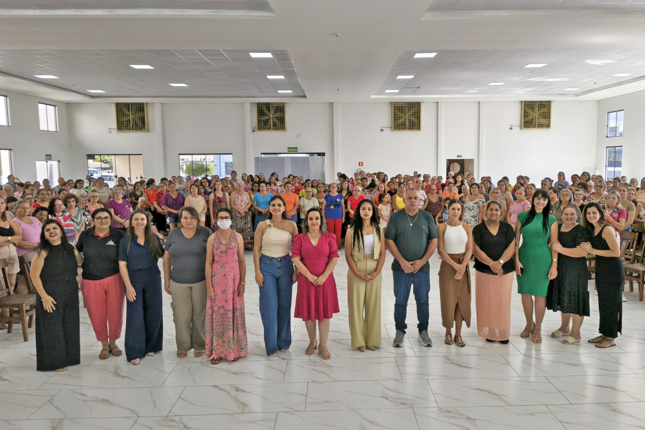 Mais de 500 mulheres participam do evento em homenagem ao Dia Internacional da Mulher 1 Heloisa L 43