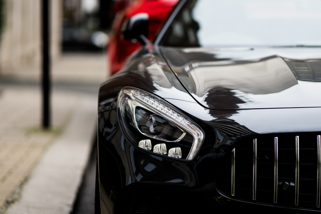 Pedido de casamento termina em atropelamento durante encontro ilegal de carros na Espanha 31 Heloisa L 58