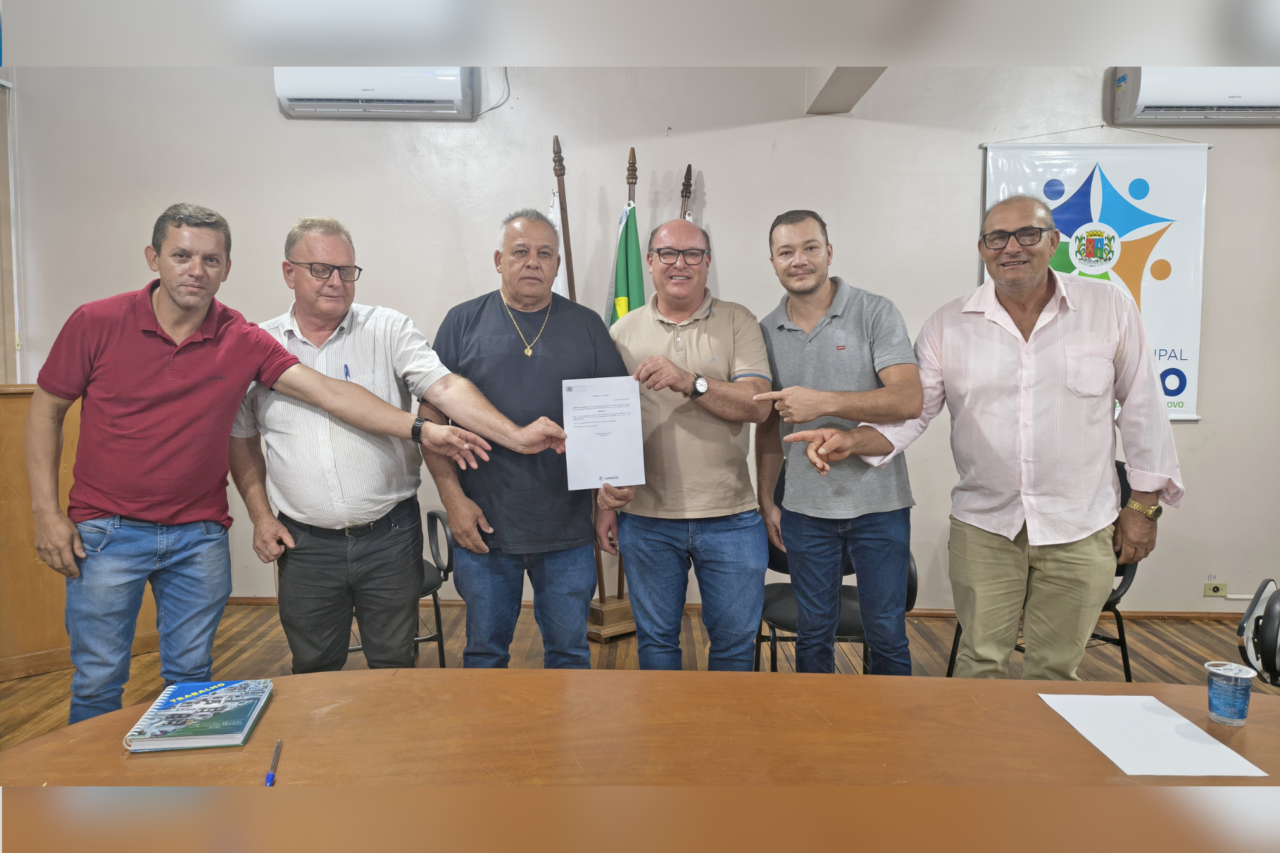 Flávio Chitolina assume interinamente a Secretaria de Educação de Barracão 1 Heloisa L 83