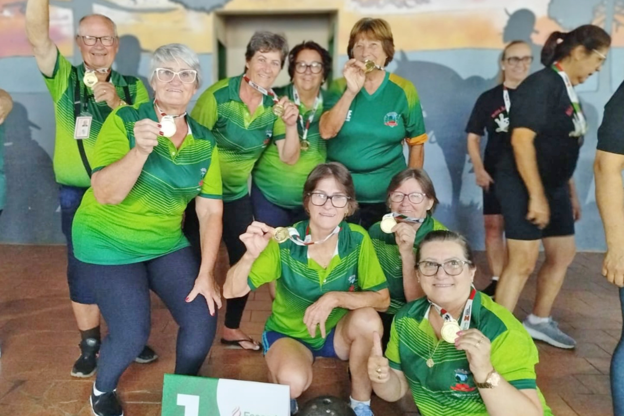 Guarujá do Sul conquista medalhas no JASTI e avança para fase estadual 3 Guarujá do Sul conquista medalhas no JASTI e avança para fase estadual