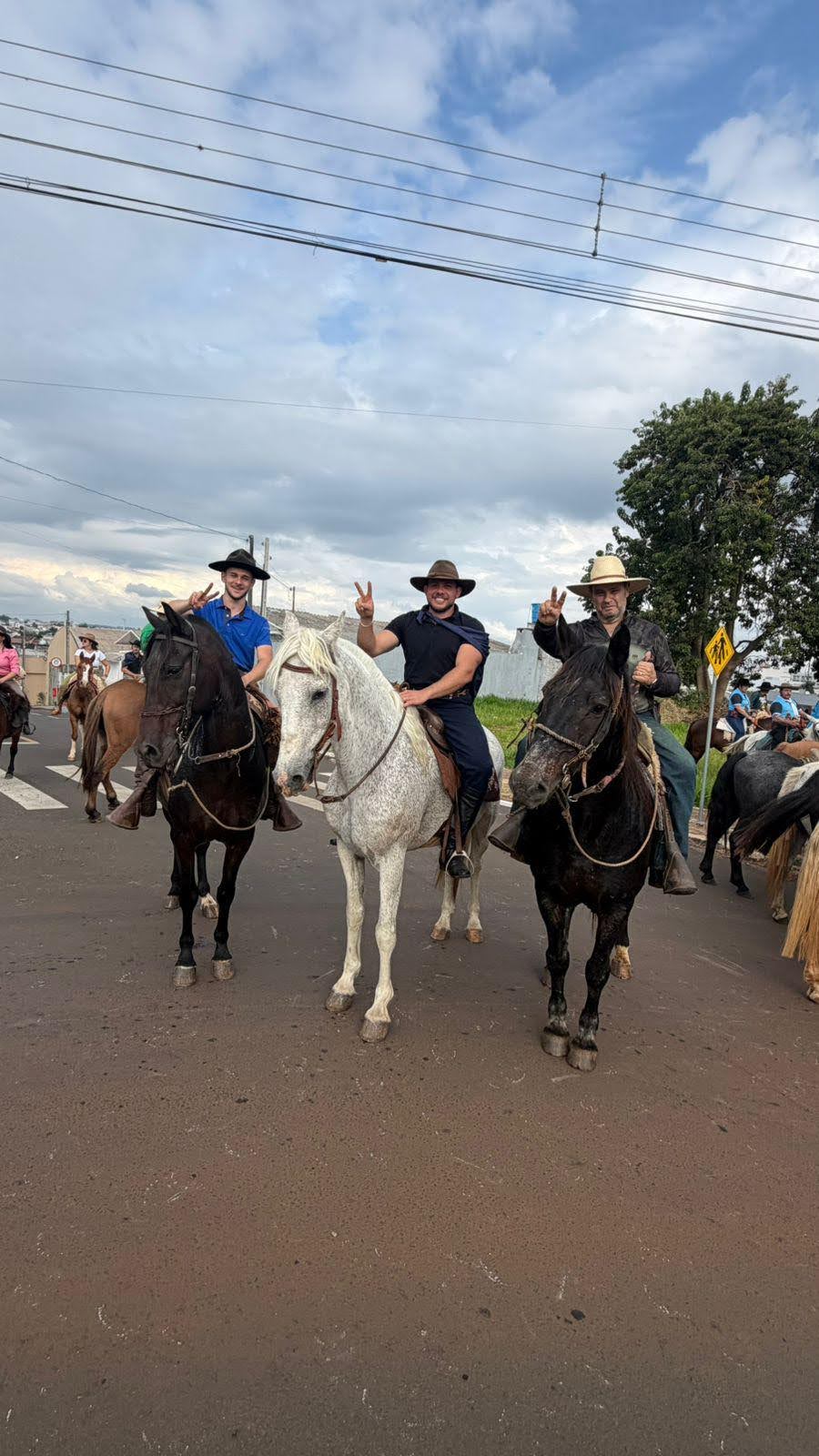 Centenas de cavaleiros participaram da Cavalgada e Peregrinação à Santa Emília de Rodat 35 IMG 20260427 101142 044