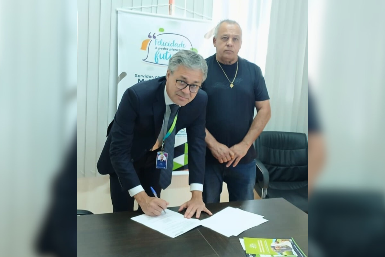 Município de Barracão assina convênio com a Fusan 3 Com a assinatura do convênio de adesão, trabalhadores do município ganham uma nova opção para planejar o futuro com segurança