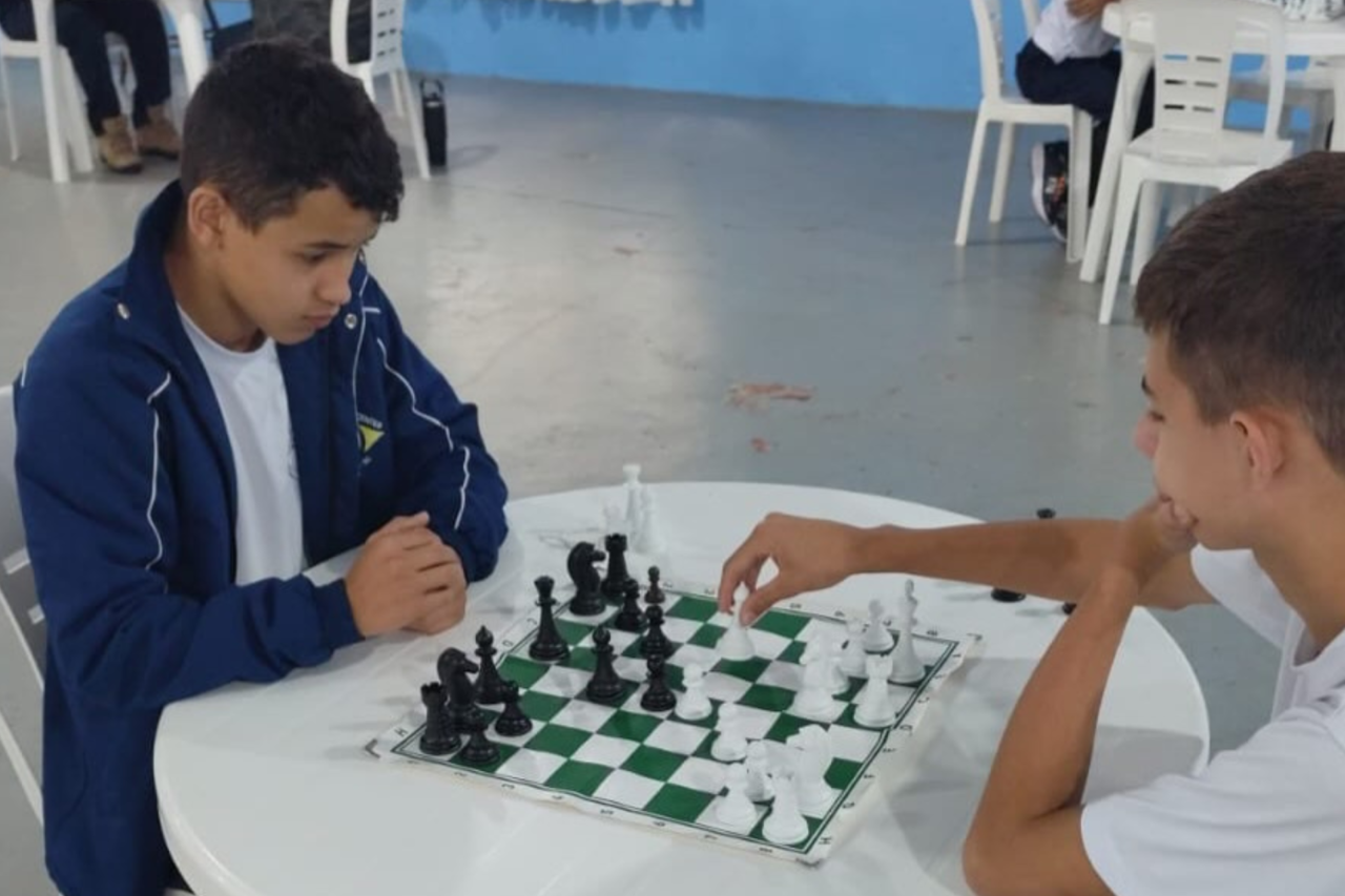 Jogos Escolares de Santa Catarina mobilizam estudantes e definem classificados em São José do Cedro 3 Fase municipal dos Jogos Escolares reúne estudantes de 12 a 17 anos em São José do Cedro e define classificados para a etapa microrregional