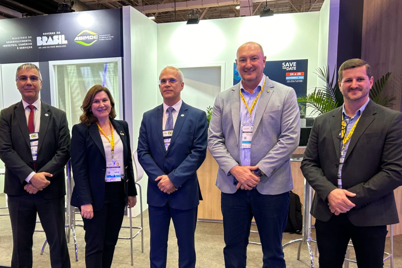 Mauro De Nadal participa de evento internacional de segurança 13 crys 34 2