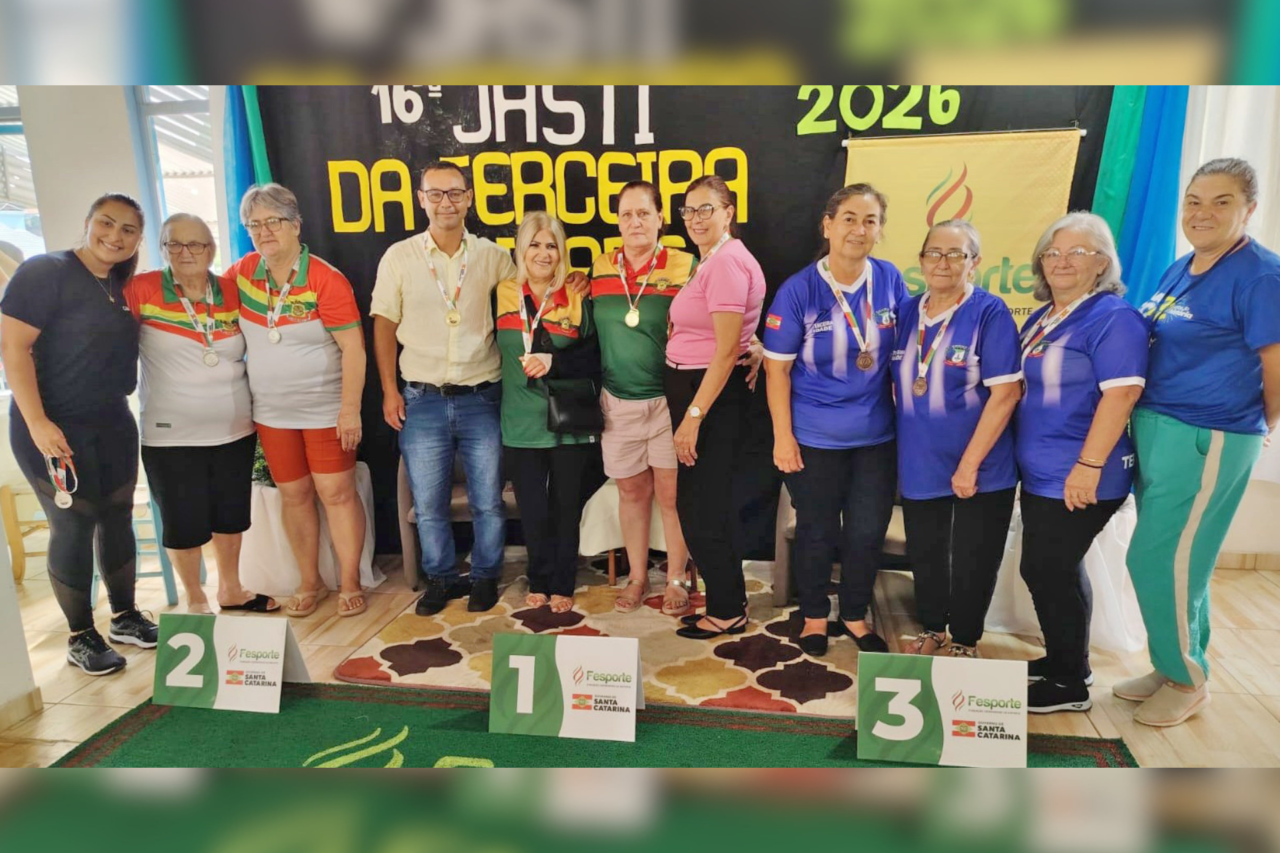 Esporte local movimenta município com competições e participação da terceira idade 4 Diretor de Esportes, Elton Santin detalha rodadas do fim de semana e destaca resultados em competições regionais