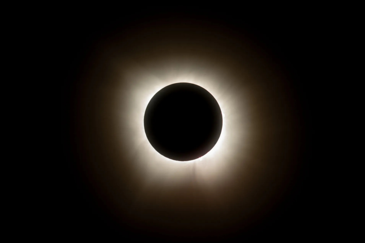 Artemis II encerra missão com retorno seguro e imagens históricas da Terra e da Lua 5 Artemis II encerra missão com retorno seguro e imagens históricas da Terra e da Lua