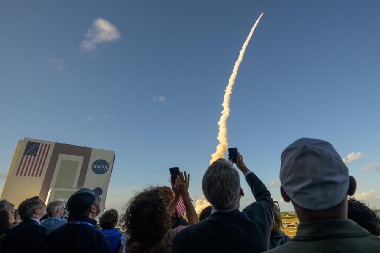 Missão Artemis 2 leva quatro astronautas à órbita da Lua após 50 anos 7 Missão Artemis 2 leva quatro astronautas à órbita da Lua após 50 anos