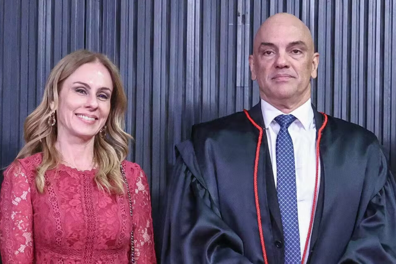 Moraes viajou ao menos 8 vezes em aviões de Vorcaro 3 Escritório de Viviane de Moraes informa que contrata serviços de taxi aéreo, e que os valores eram compensados em honorários advocatícios
