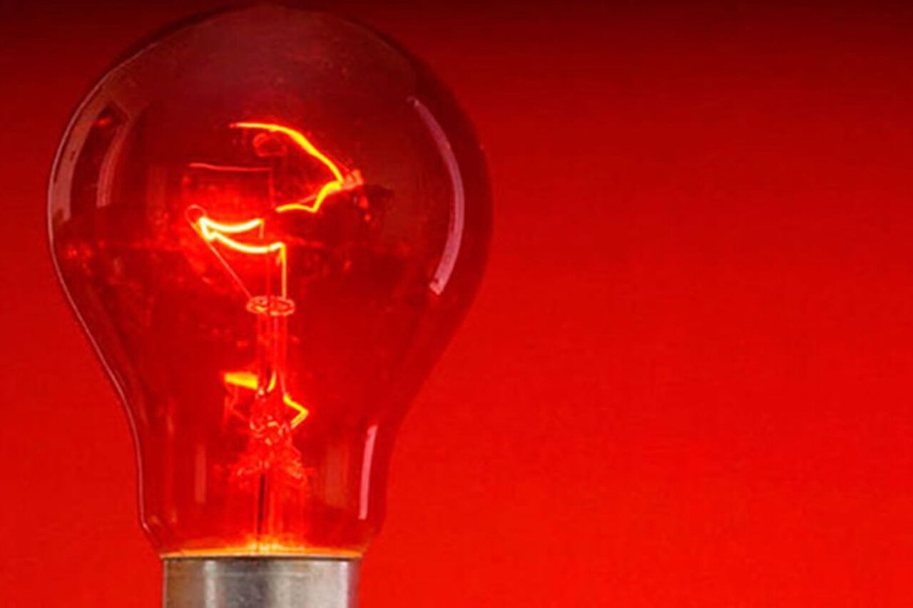 Aneel propõe aumento de 19,2% na conta de luz dos paranaenses a partir de junho 3 Segundo a Aneel, "os fatores que mais contribuíram para os índices de reajuste foram custos com transmissão de energia e encargos setoriais