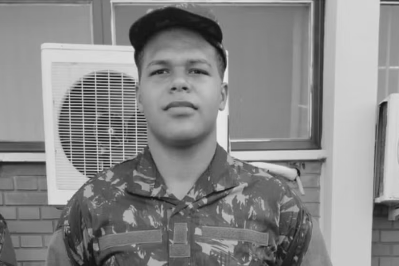 Soldado de 19 anos morre após passar mal durante treinamento do Exército em Cascavel 3 Soldado de 19 anos morre após passar mal durante treinamento do Exército em Cascavel
