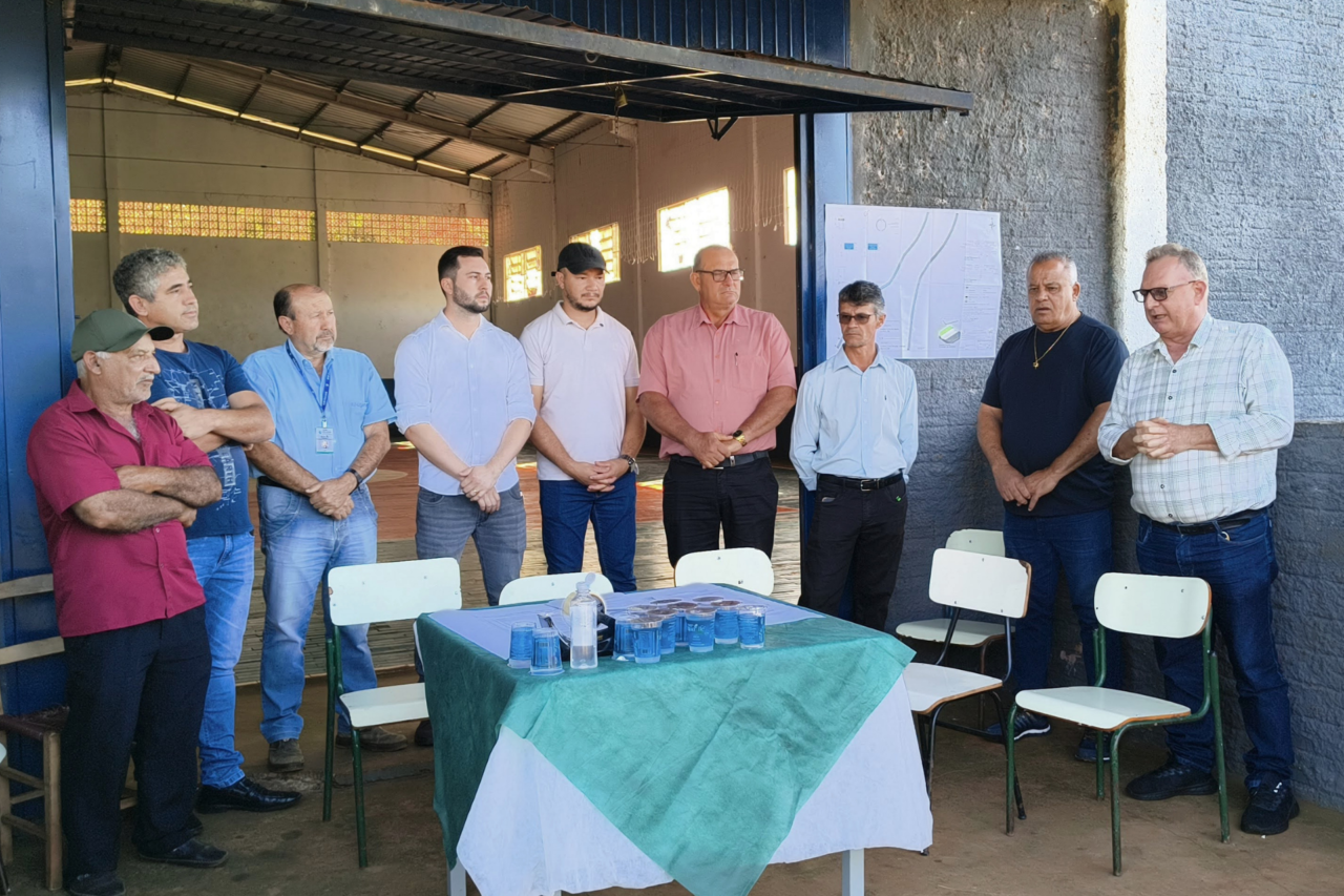 Assinada a Ordem de Serviço para asfaltamento entre São Roque, Linha Nova e ligação com a rodovia, em Barracão 5 Assinada a Ordem de Serviço para asfaltamento entre São Roque, Linha Nova e ligação com a rodovia, em Barracão