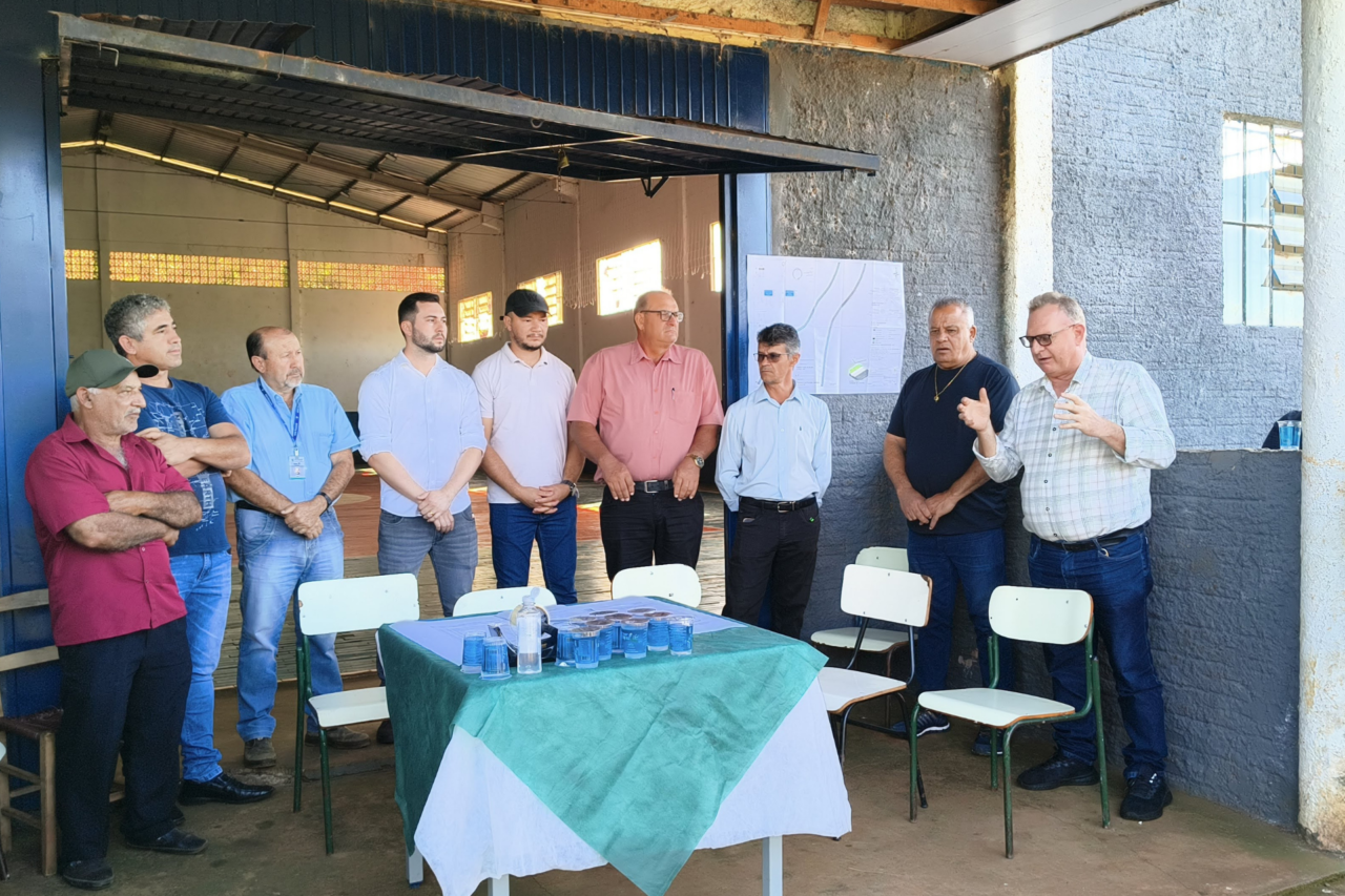 Assinada a Ordem de Serviço para asfaltamento entre São Roque, Linha Nova e ligação com a rodovia, em Barracão 8 Assinada a Ordem de Serviço para asfaltamento entre São Roque, Linha Nova e ligação com a rodovia, em Barracão