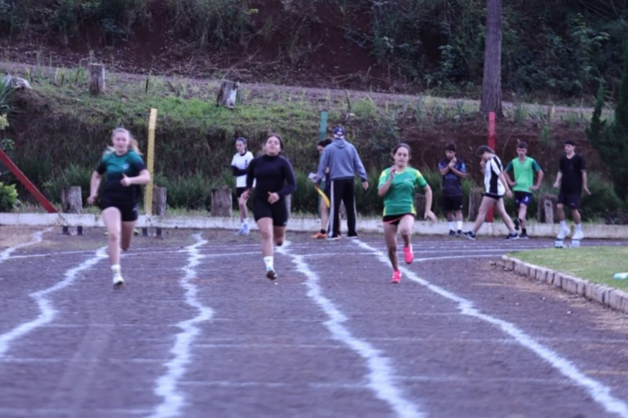 Guarujá do Sul lidera desempenho regional e conquista 34 títulos no JESC 3 Guarujá do Sul lidera desempenho regional e conquista 34 títulos no JESC