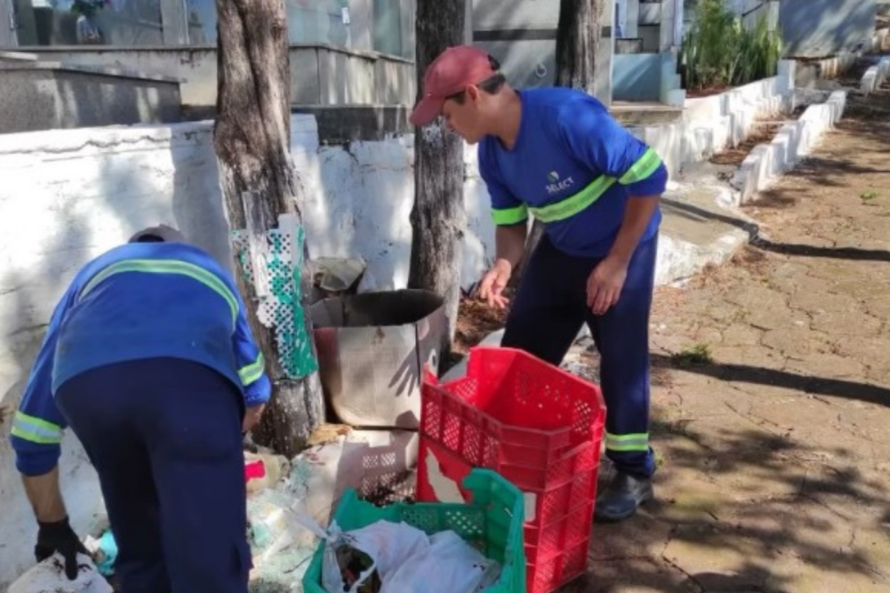 Barracão intensifica limpeza e pede apoio na conservação do Cemitério Municipal 3 Barracão intensifica limpeza e pede apoio na conservação do Cemitério Municipal