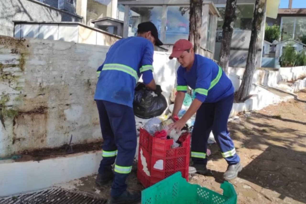Barracão intensifica limpeza e pede apoio na conservação do Cemitério Municipal