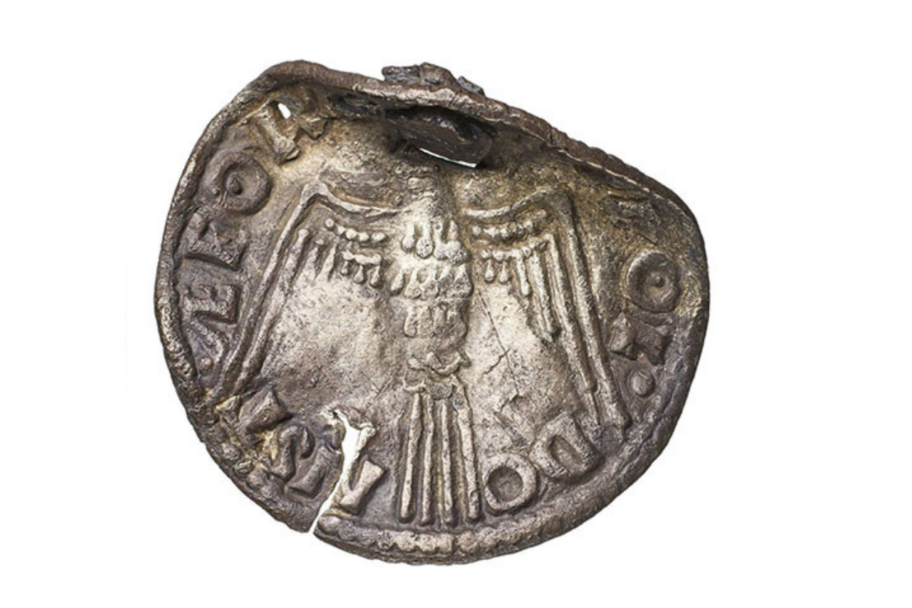 Moedas criadas para proteger a Inglaterra dos vikings reaparecem mil anos depois na Dinamarca 3 Moedas criadas para proteger a Inglaterra dos vikings reaparecem mil anos depois na Dinamarca