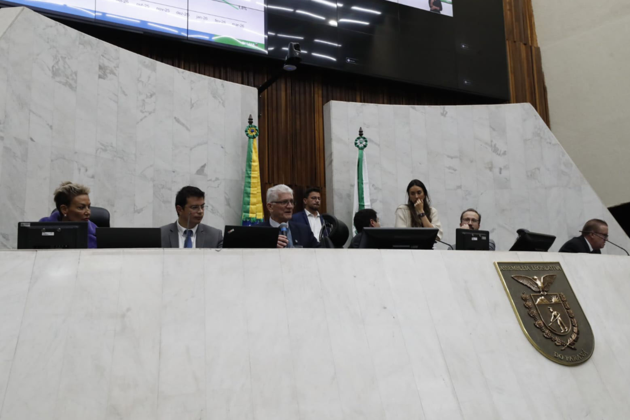 Paraná amplia investimentos em saúde e educação e supera índices mínimos constitucionais