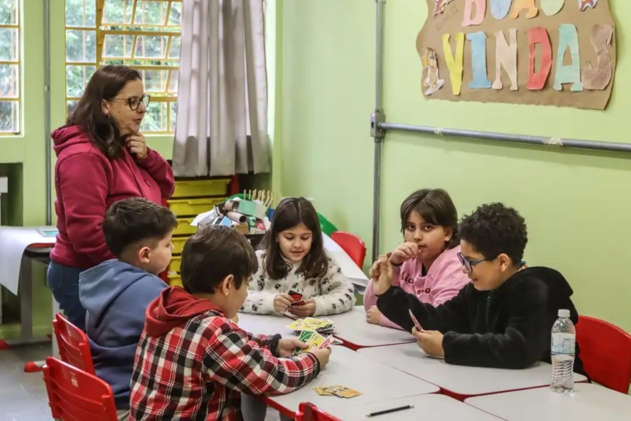 Senado aprova política nacional para estudantes superdotados e prevê aceleração de estudos