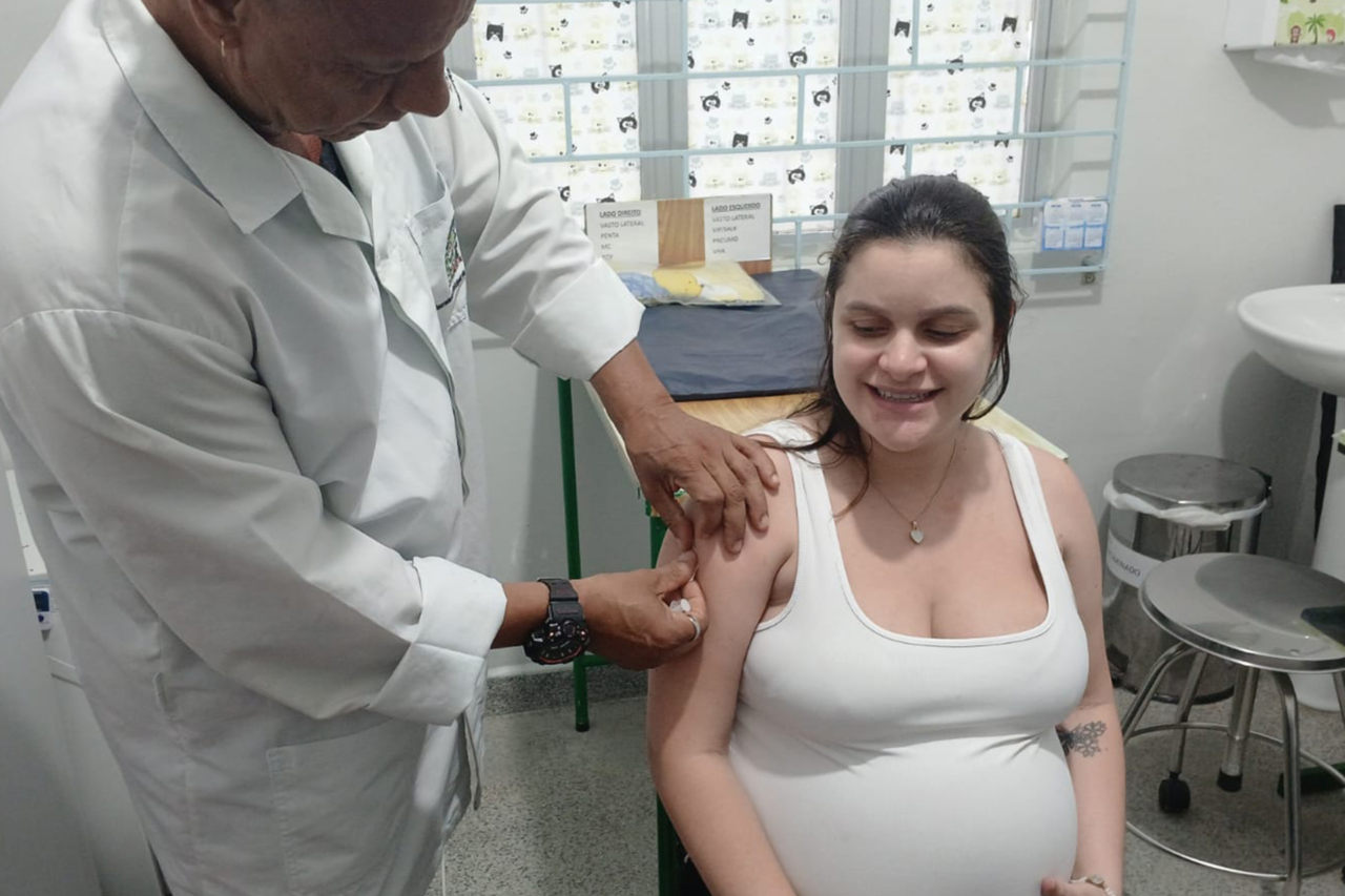 Paraná registra queda de 83% nas internações de bebês por VSR após vacinação de gestantes 1 Paraná registra queda de 83% nas internações de bebês por VSR após vacinação de gestantes