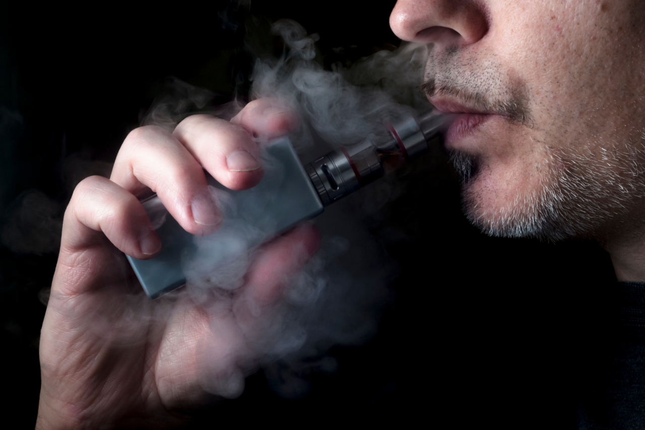 Santa Catarina reduz número de fumantes, mas acende alerta para aumento do uso de cigarros eletrônicos entre jovens 10 Santa Catarina reduz número de fumantes, mas acende alerta para aumento do uso de cigarros eletrônicos entre jovens