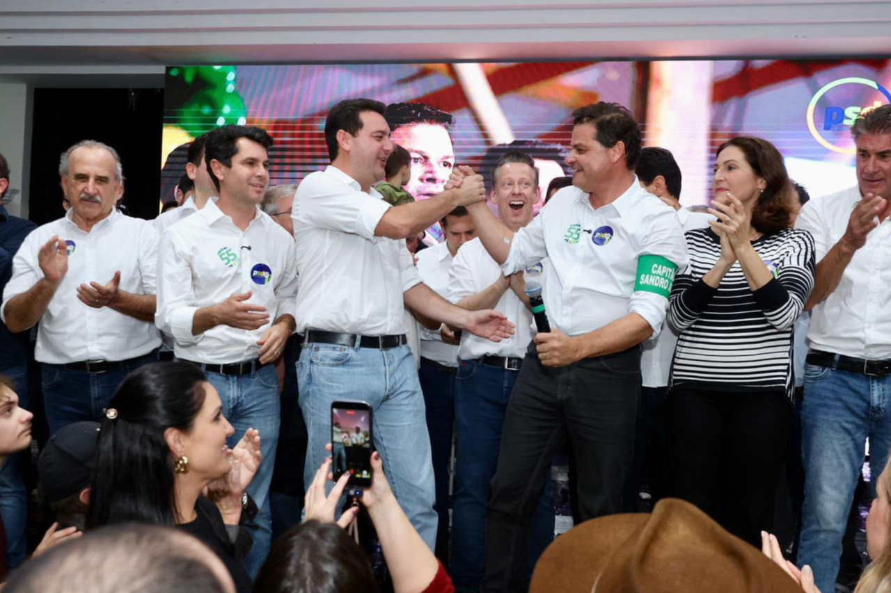 PSD Paraná reúne mais de 3 mil pessoas em Cascavel e transforma encontro em demonstração de força política no Oeste 3 PSD Paraná reúne mais de 3 mil pessoas em Cascavel e transforma encontro em demonstração de força política no Oeste