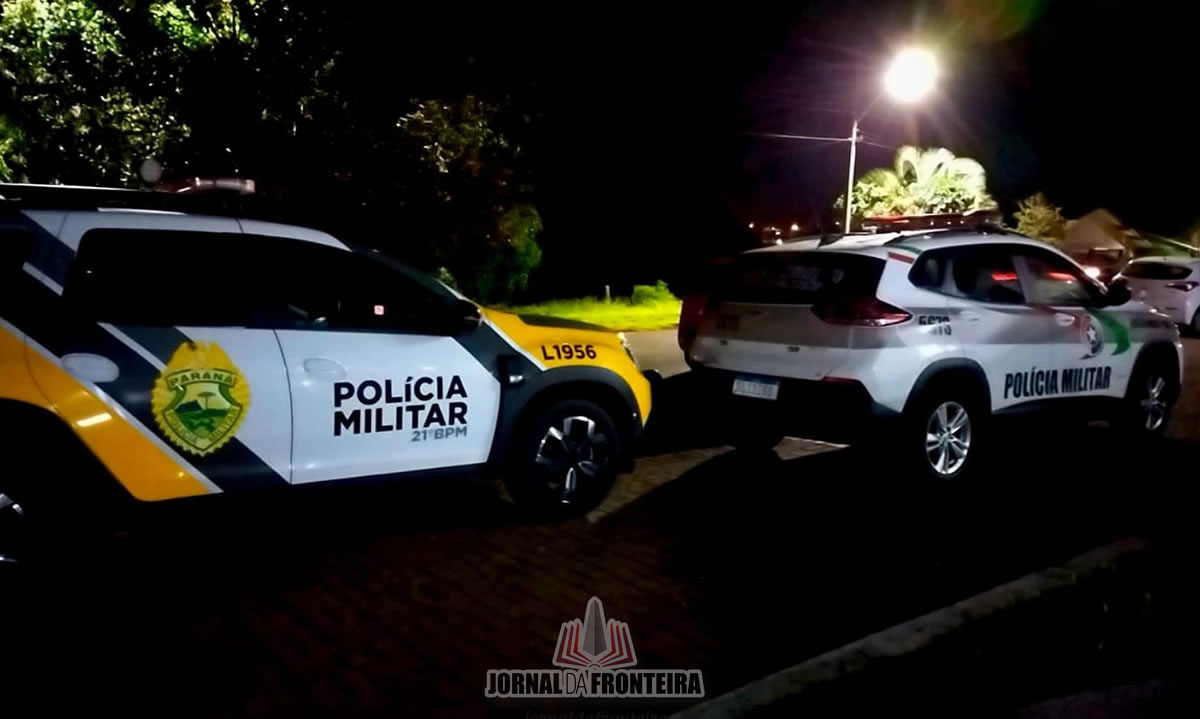Polícia localiza galpão utilizado para armazenar cigarros contrabandeados em Barracão 4 A ação ocorreu após uma equipe da Polícia Militar de Dionísio Cerqueira, perseguir um veículo em atitude suspeita