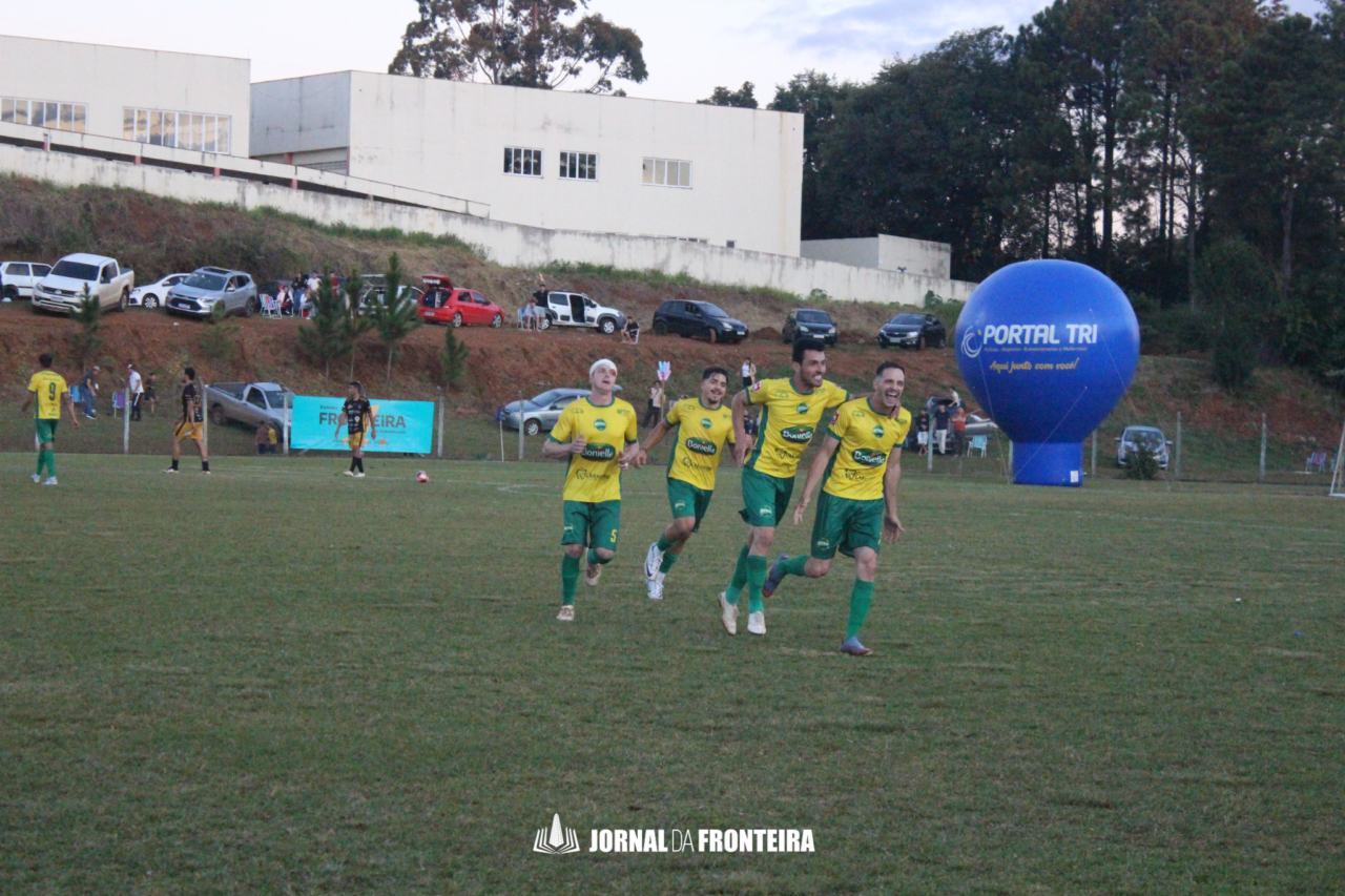 Cerqueirense 2026 encerra competição e entrega R$ 28 mil em premiações 25 25