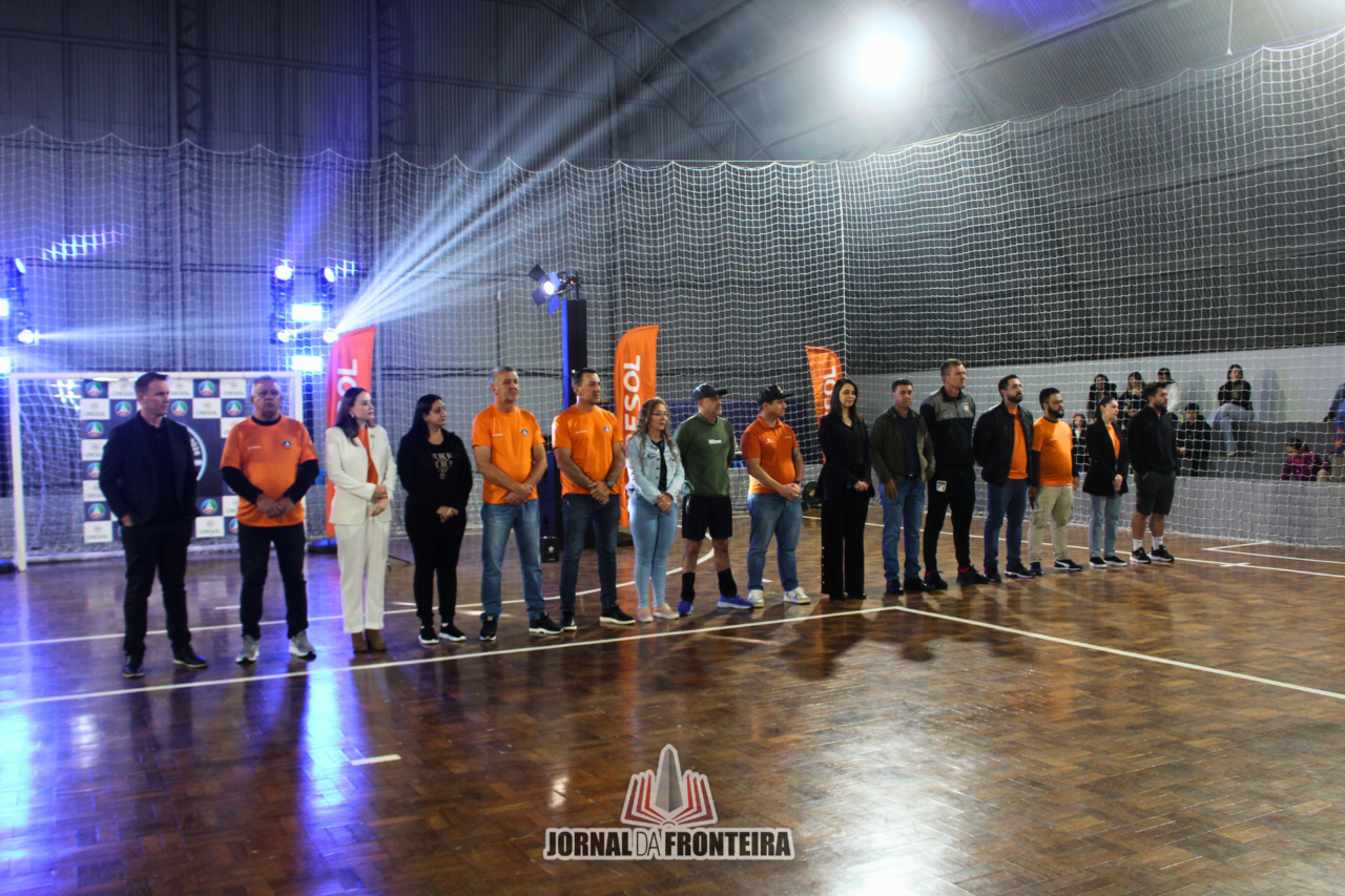 Realizada solenidade de abertura da 3ª Copa CIF com participação de equipes da região 4 Realizada solenidade de abertura da 3ª Copa CIF com participação de equipes da região