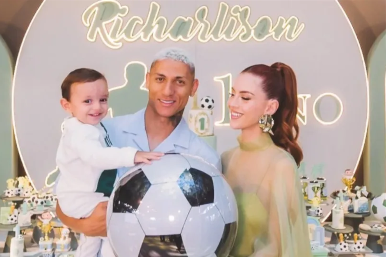 Richarlison rebate crítica ao nome do filho após comentário nas redes sociais 3 Richarlison rebate crítica ao nome do filho após comentário nas redes sociais