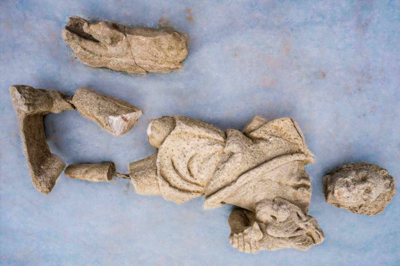 Escavação clandestina revela vila romana com mosaicos nos arredores de Roma 3 Escavação clandestina revela vila romana com mosaicos nos arredores de Roma