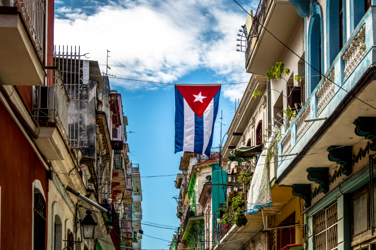 Cuba aprova 176 reformas econômicas e amplia atuação de empresas privadas