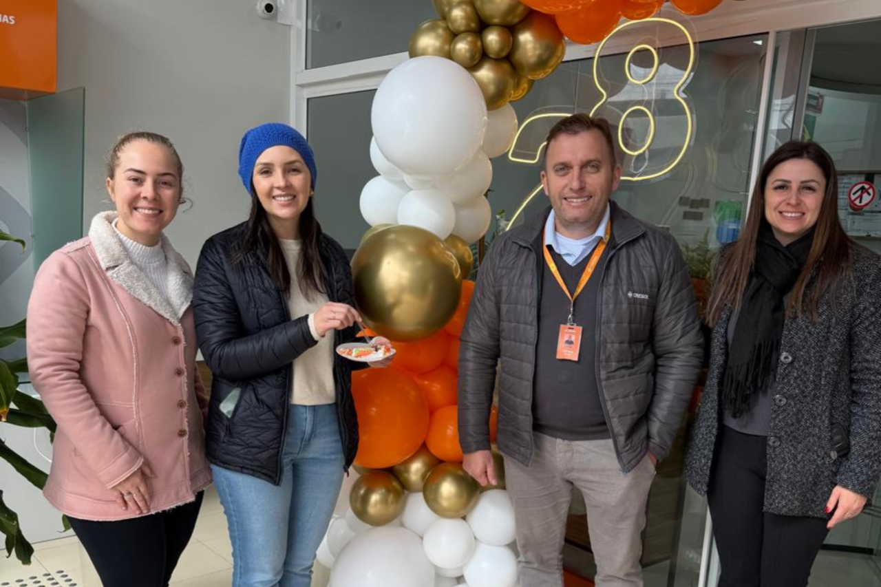 Cresol Evolução completa 28 anos com mais de 12 mil cooperados e atuação em 15 municípios 6 Cresol Evolução completa 28 anos com mais de 12 mil cooperados e atuação em 15 municípios