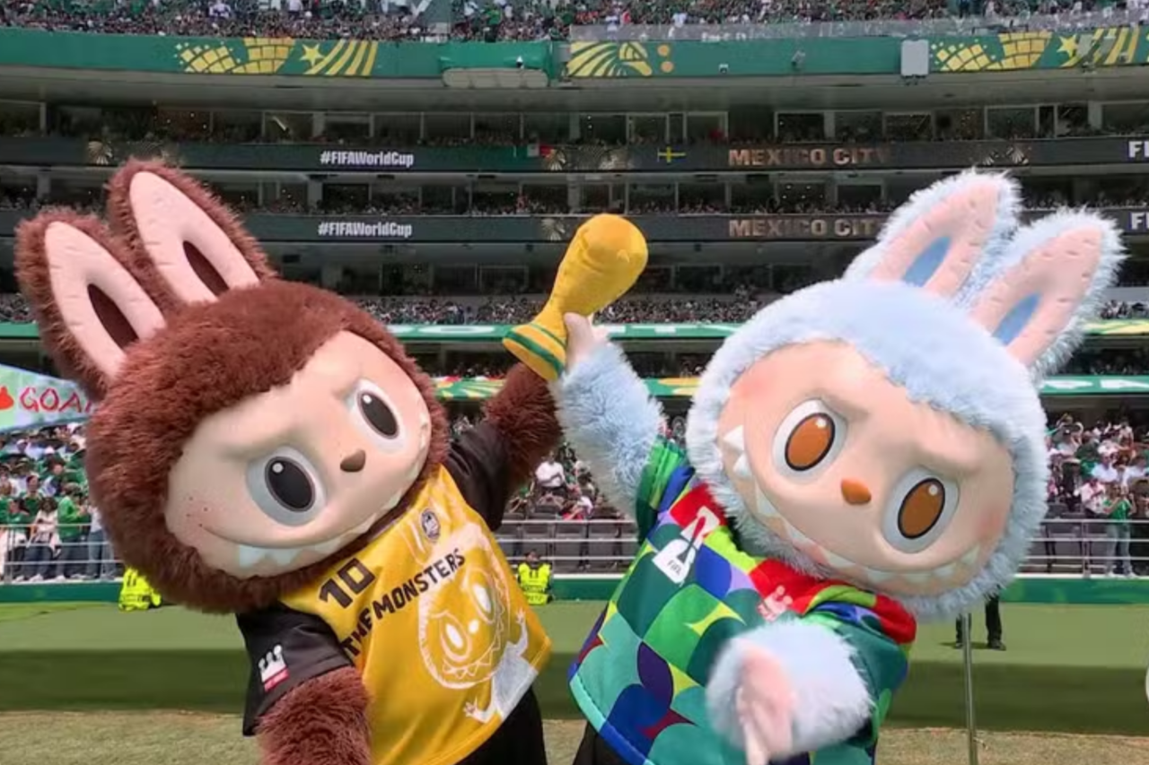 Labubu chama atenção na abertura da Copa do Mundo 2026 1 Labubu chama atenção na abertura da Copa do Mundo 2026