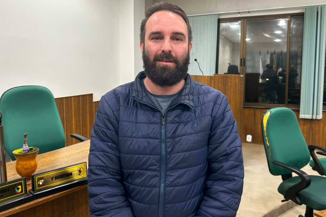 Câmara de Vereadores da Flor da Serra do Sul avança com projetos de investimento no interior e na educação 3 Câmara de Flor da Serra do Sul avança com projetos de investimento no interior e na educação