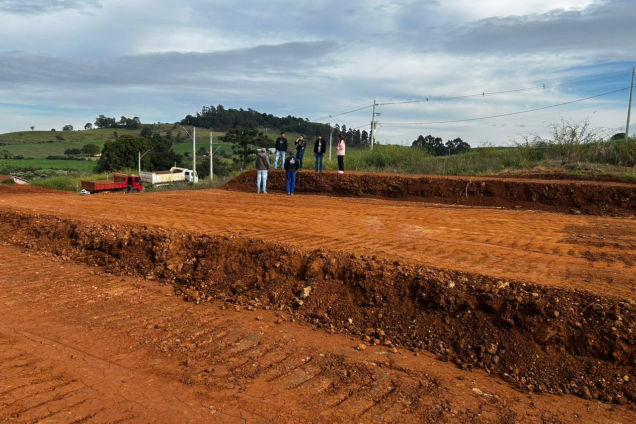 Guarujá do Sul inicia obras para construção de 12 casas populares 5 Guarujá do Sul inicia obras para construção de 12 casas populares
