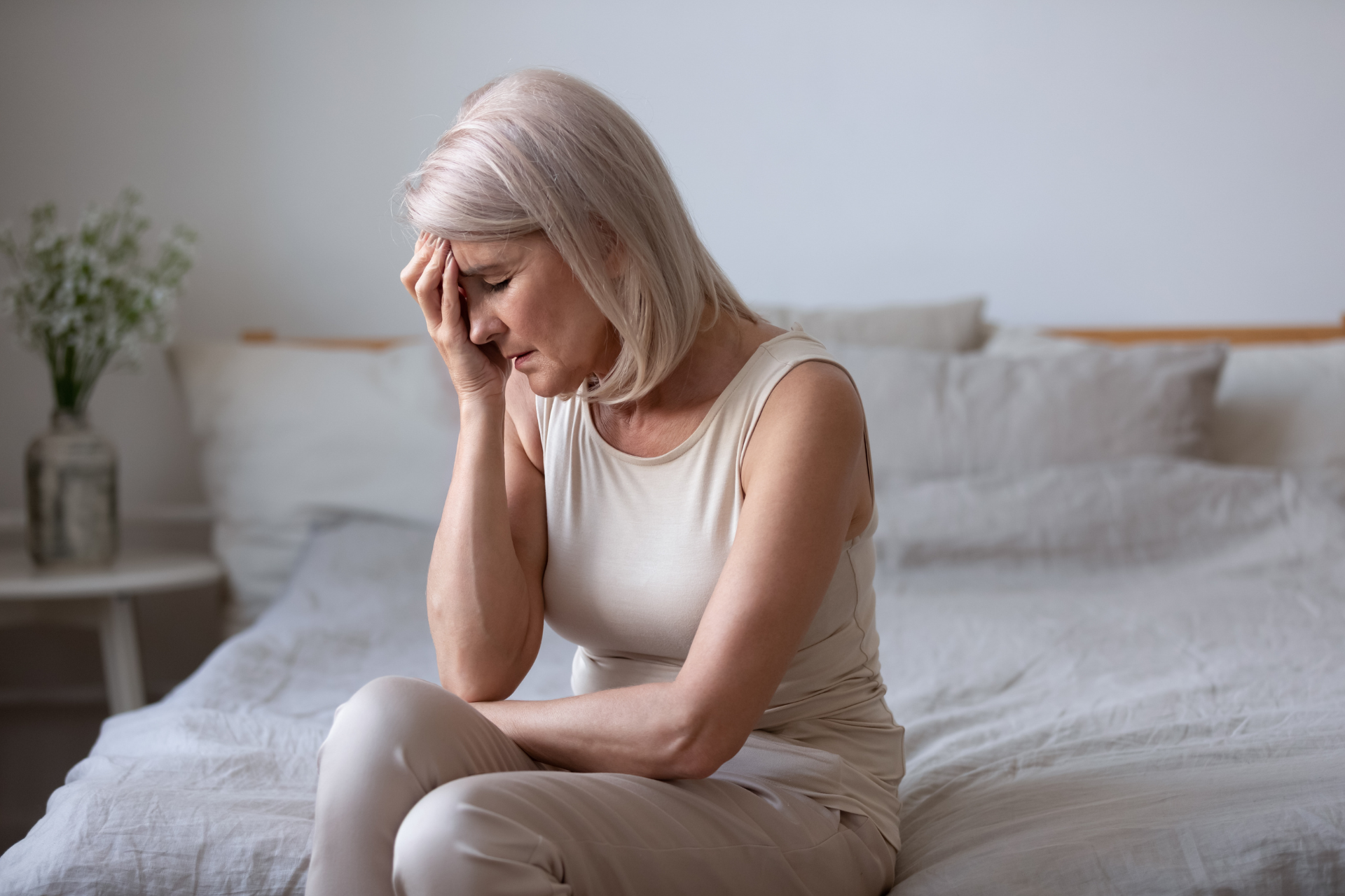 Anvisa aprova primeiro tratamento não hormonal para ondas de calor da menopausa
