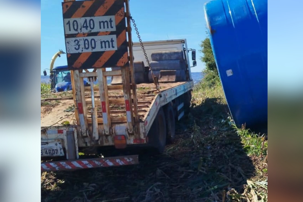 Defesa Civil distribui novas caixas d’água para comunidades do interior de São José do Cedro 7 Novo lote de caixas d’água será usado para substituir reservatórios com mais de 20 anos e ampliar o armazenamento em períodos de estiagem