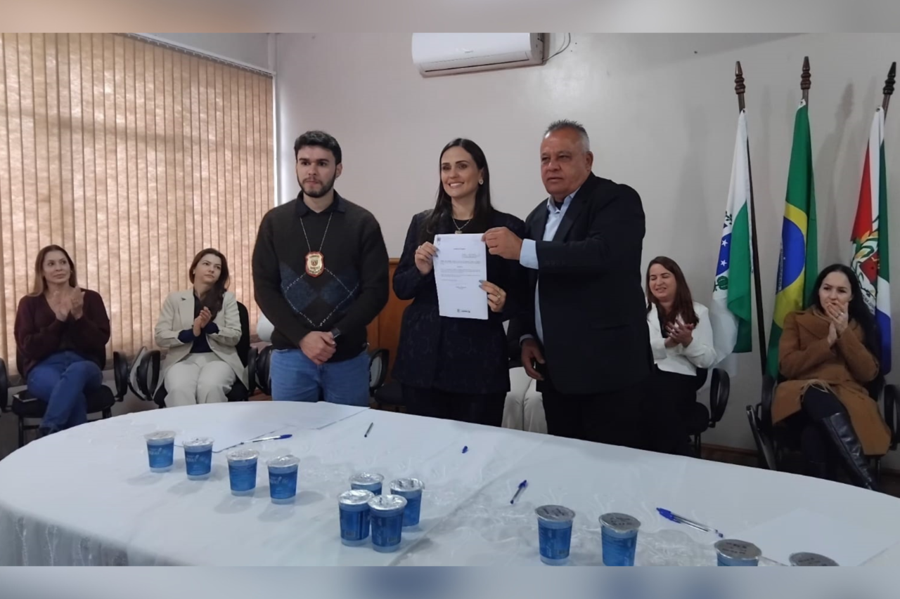 Luciane Garcia da Rosa assume Secretaria de Políticas para Mulheres em Barracão