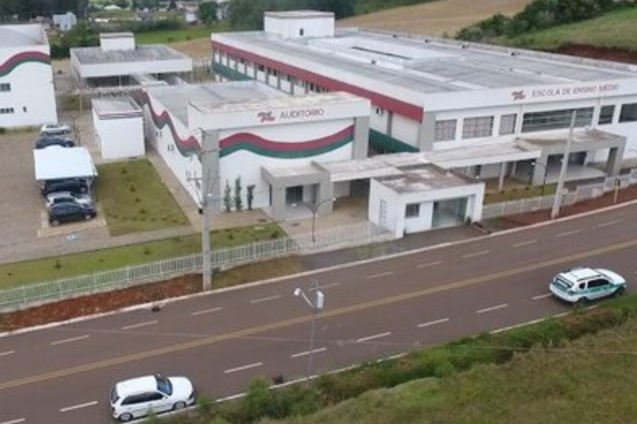 Ensino Médio Técnico em Informática registra boa procura em Guarujá do Sul