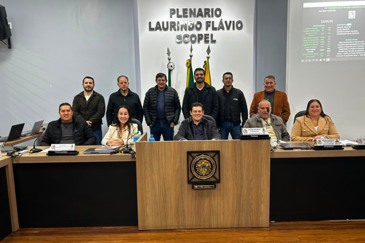 Câmara aprova Conselho da Igualdade Racial e projeto de habitação em Santo Antonio do Sudoeste 5 lara 3 17