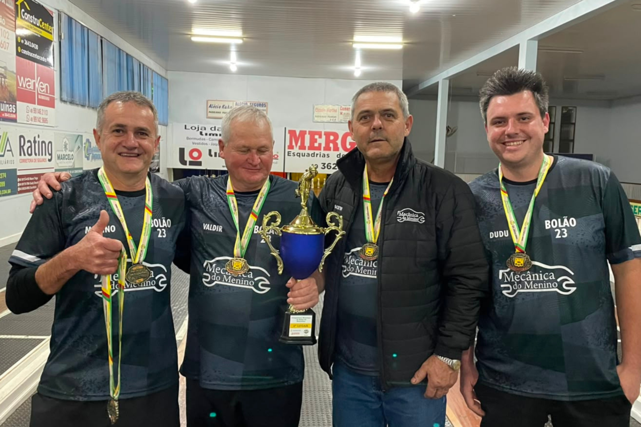 DLZ Eventos é campeã do Municipal de Bolão 23 em São José do Cedro 5 DLZ Eventos é campeã do Municipal de Bolão 23 em São José do Cedro