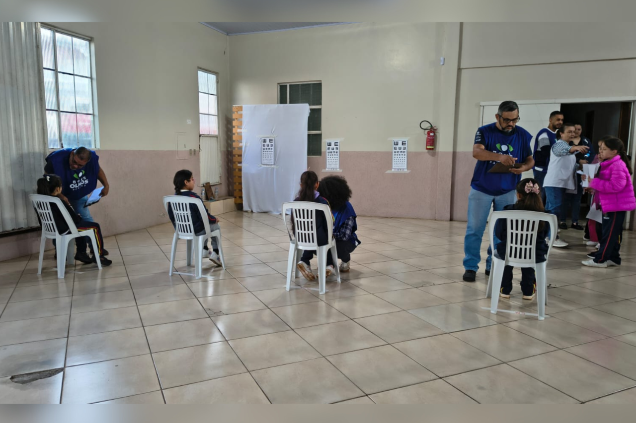 Programa Bons Olhos Paraná atende cerca de 1.800 estudantes em Barracão 4 Programa Bons Olhos Paraná atende cerca de 1.800 estudantes em Barracão