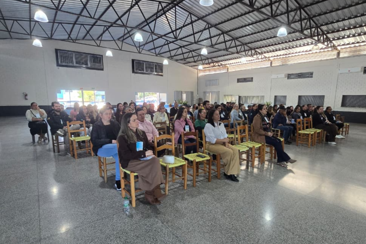 Bom Jesus realiza 12ª Conferência da Saúde e cobra atualização de repasse dos recursos federais 6 Participantes alertam que baixos valores repassados para procedimentos obrigam municípios a ampliar investimentos próprios