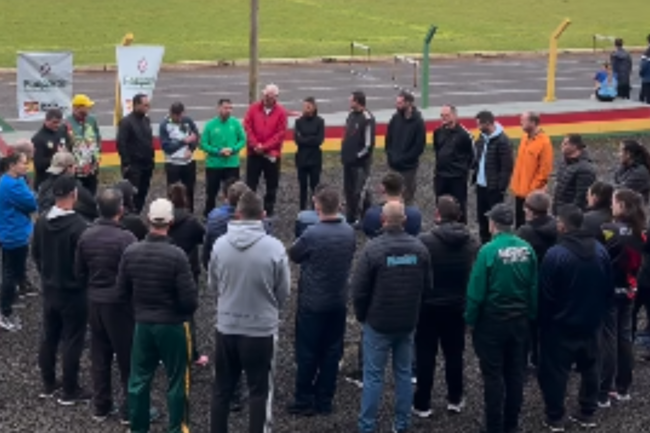 Guarujá do Sul sedia evento regional de atletismo e reúne talentos de três microrregiões 4 O município foi sede da fase seletiva de atletismo, recebendo atletas de 12 a 14 anos das microrregiões de Dionísio Cerqueira, São Miguel do Oeste e Itapiranga