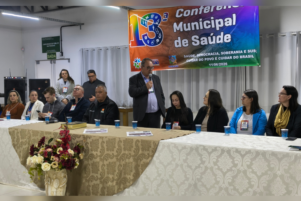 Barracão define prioridades da saúde pública durante 13ª Conferência Municipal de Saúde 5 Encontro reuniu gestores, lideranças e comunidade para discutir propostas que devem orientar o setor nos próximos quatro anos