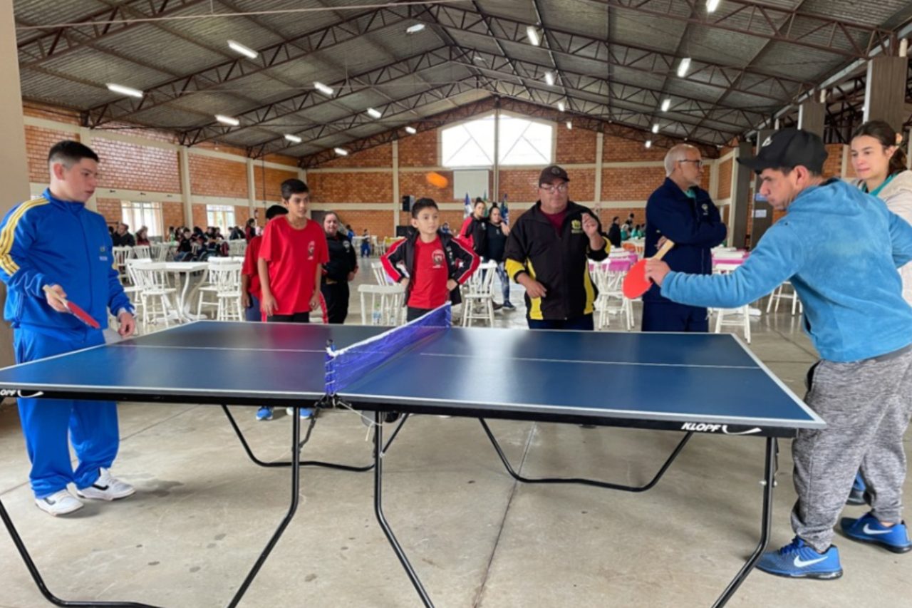 APAE promove inclusão com encontro regional de jogos de mesa 3 Encontro das APAEs reuniu 112 alunos em um dia de competição, convivência e fortalecimento da inclusão por meio dos jogos de mesa