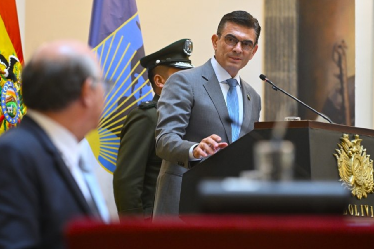 Governo boliviano autoriza atuação ampliada das forças de segurança para liberar estradas e restabelecer o abastecimento após semanas de protestos