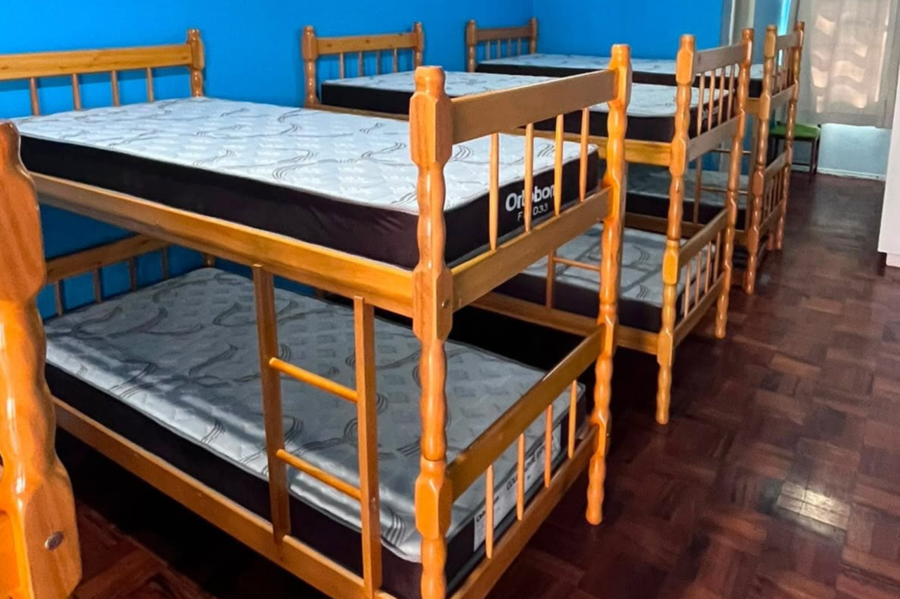 Casa Familiar Rural de São José do Cedro recebe novas camas e colchões para estudantes 1 Administração Municipal de São José do Cedro adquiriu triliches e colchões para melhorar as condições de acomodação dos alunos da Casa Familiar Rural